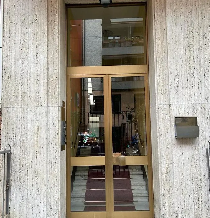 Kibilù - Via Cibrario Linea Rossa Metro Rovereto - vicinanze Stazione Centrale-1